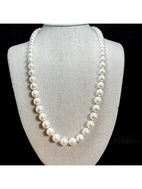 14KY Antique Classic Akoya Cultured Pearl Strand 16" Long 5.5mm Round 16" Long